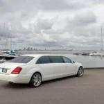 Mercedes-Benz S-Class Strech limousine detailvaade 1