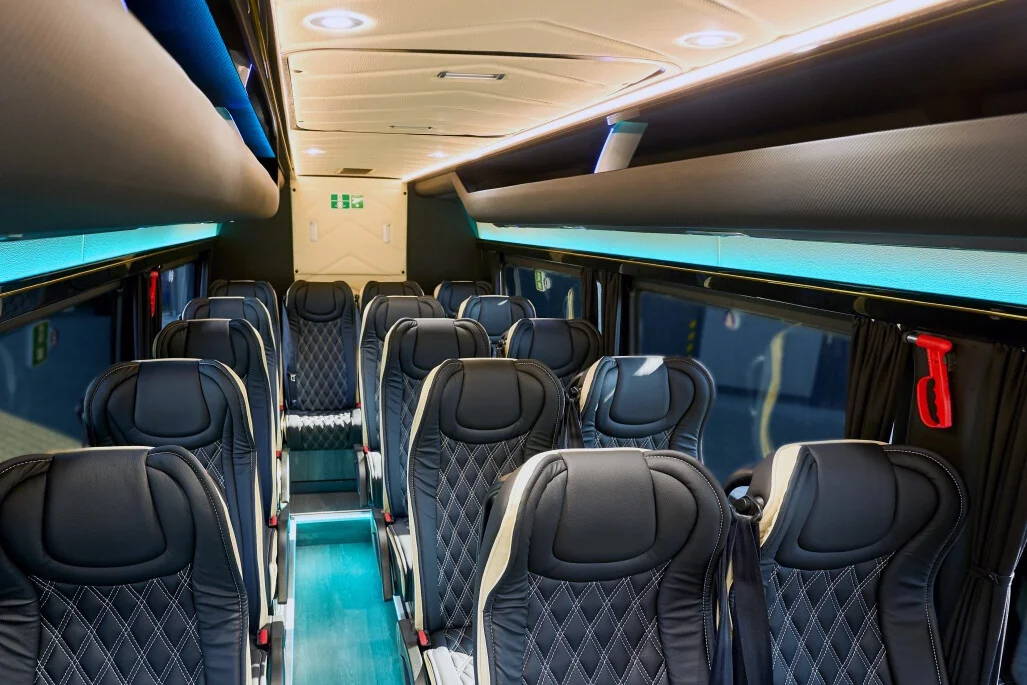 Mercedes-Benz Sprinter 19+1 salongi sisevaade